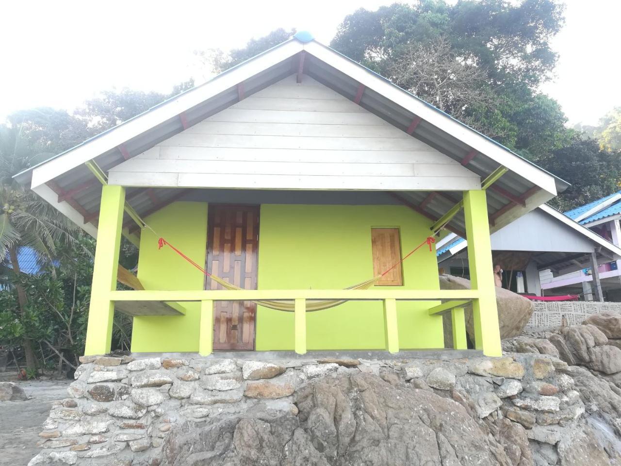 Lae Tawan Bungalow Ko Chang Ranong Pokoj fotografie